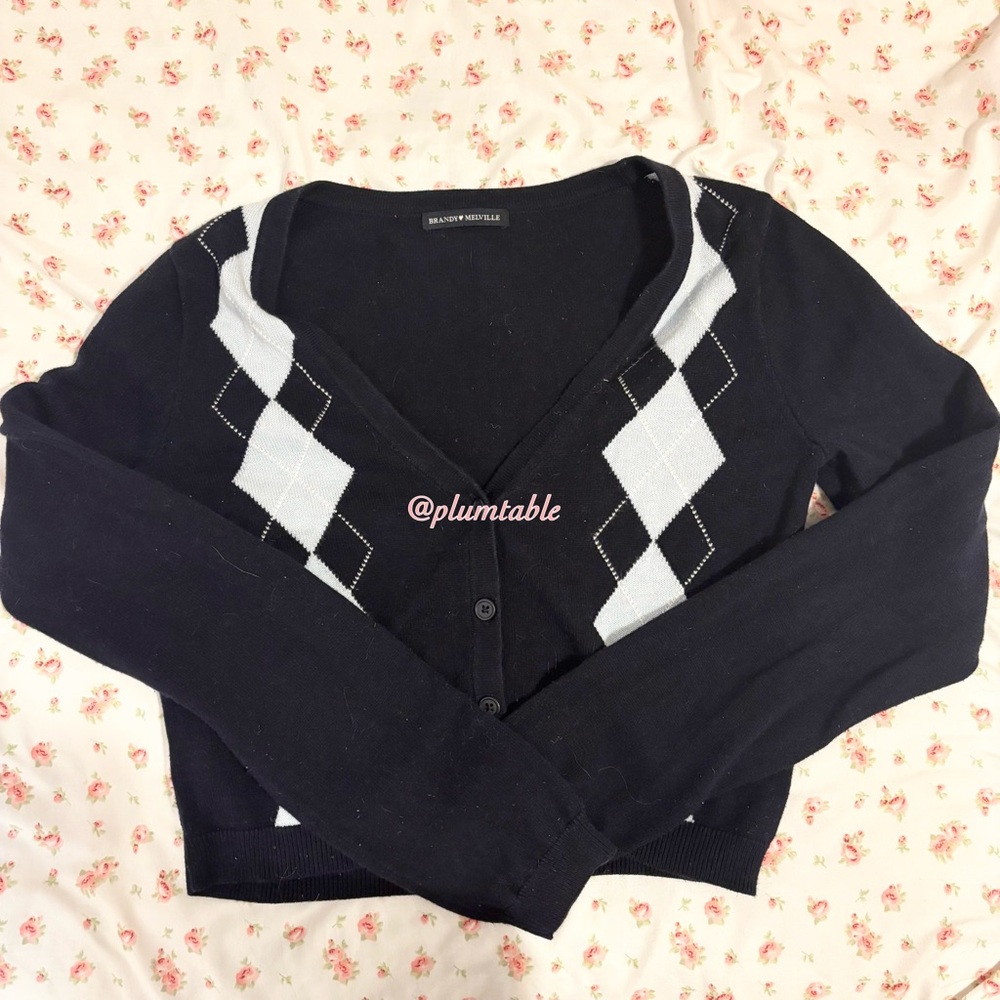 Brandy Melville Black and Gray Argyle Sweater